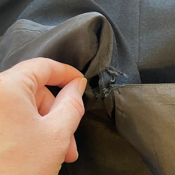 Savannah Size 6 All Wool Skirt Back Split Fully Lined Style2852 Small Inner Flaw - Picture 10 of 10